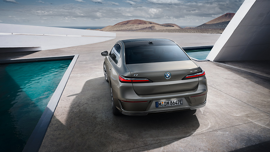 price bmw i7