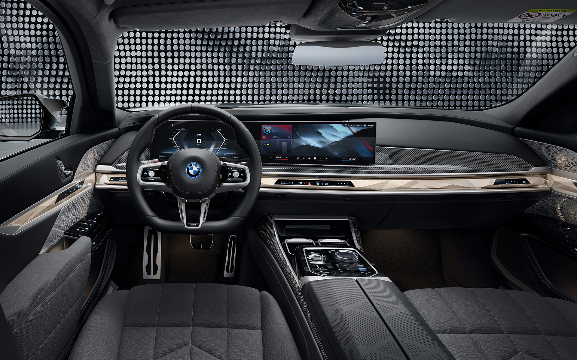 BMW i7 M70 xDrive Saloon G70 Interior Cockpit