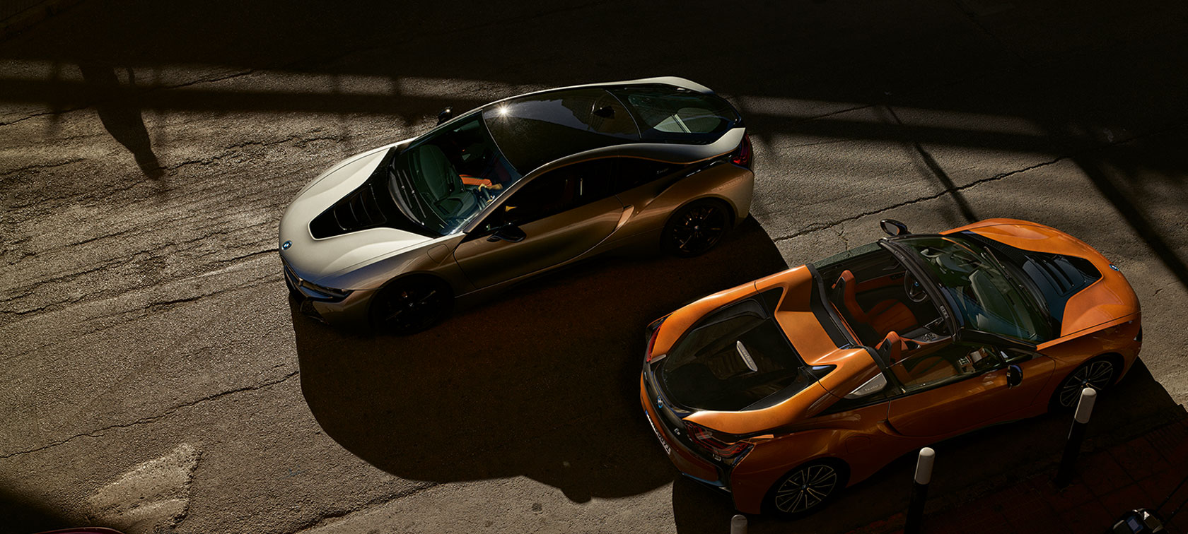  BMW i8 Coupé and Roadster Birds-eye view